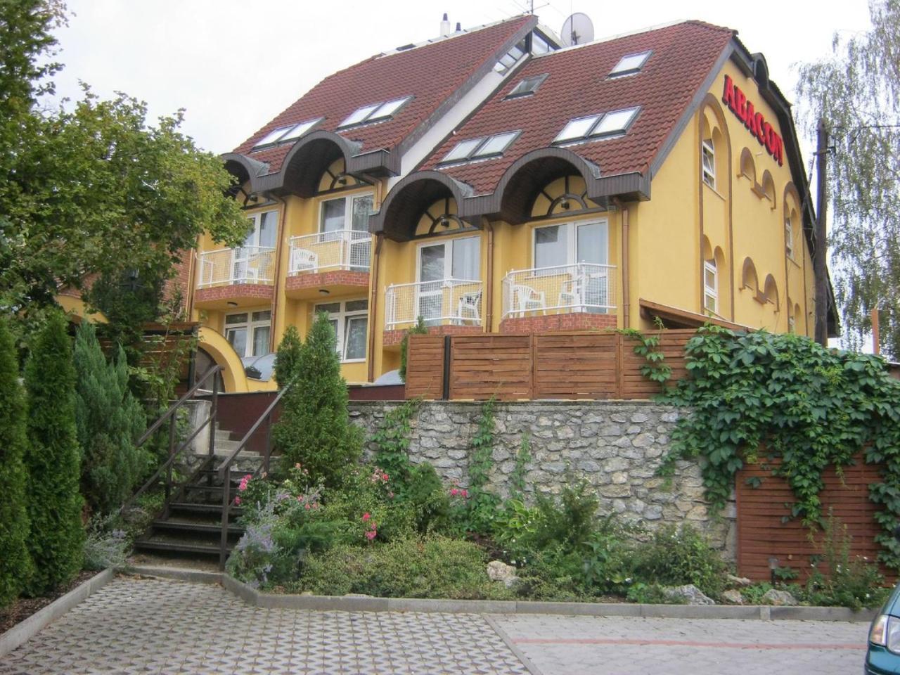 Abacon Vendeghaz-Breakfast House Miskolctapolca Hotel Eksteriør billede